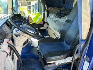 Volvo FH 2019 - 13.500 Globetrotter 6x2 - Full air - Custom interior obrazek 5