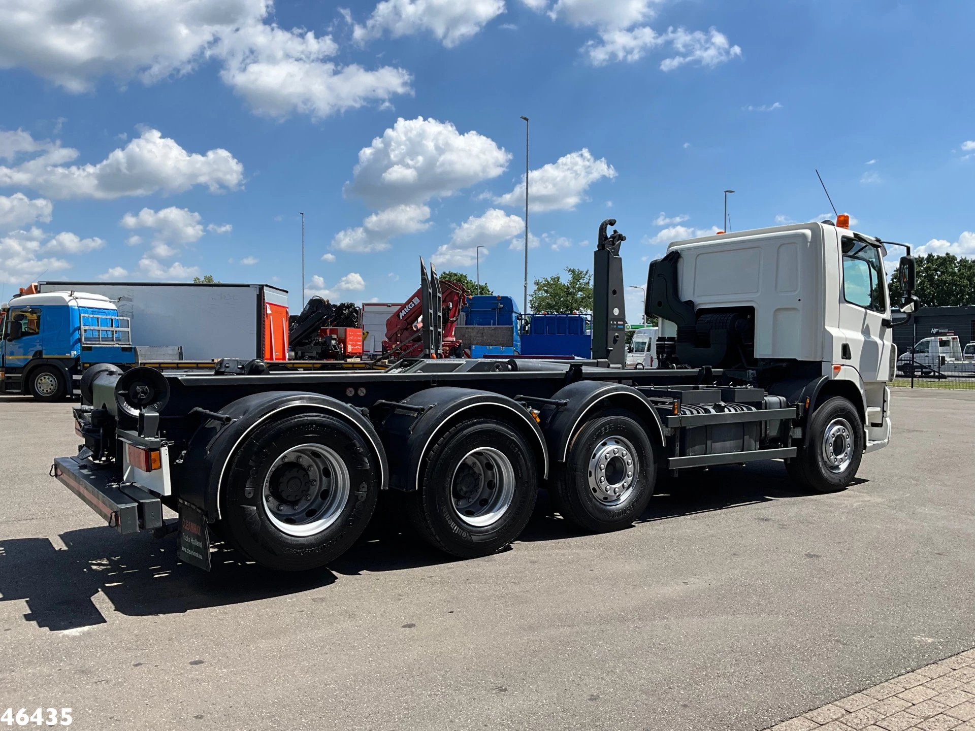 DAF 85 2010 - FAK CF 410 8x2 VDL 25 Ton haakarmsysteem Bild 4