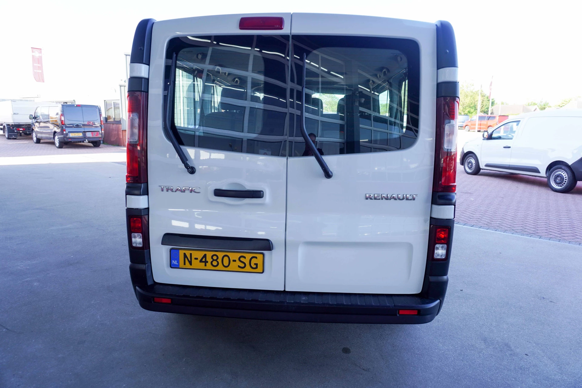 Renault Trafic 2020 - Passenger 2.0 dCi 120PK Grand Life 9 Persoons image 6