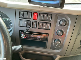 DAF FA LF 230 Euro 6 Carrier koel / vriesunit met laadklep 2017 - N/A obrazek 22