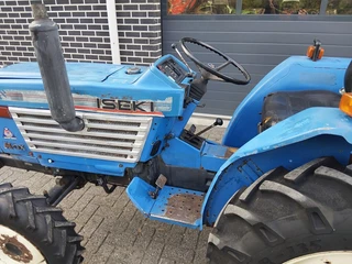 Iseki TL 2700 Met Stuurbekrachtiging zdjęcie 3 miniatura