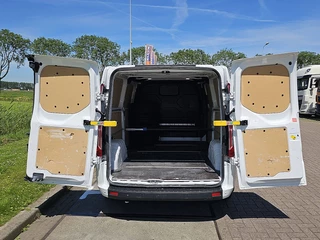 Ford Transit Custom 2022 - 2.0 obrazek 13