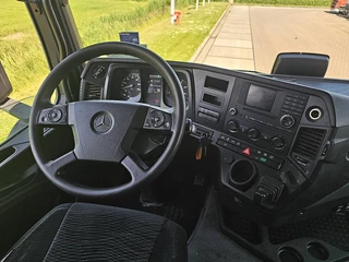 Mercedes-Benz Actros 2017 - 1945 LS image 8