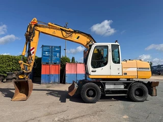 Liebherr N/A 2002 - A 316 ( engcon rotortilt ) obrazek 1