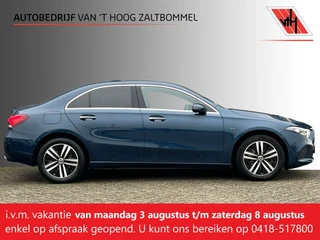 Mercedes-Benz A-Klasse 2020 - 250e AUT8 Premium LEDER SFEER KEY-LESS GO MULTIBEAM 360-CAMERA TREKHAAK afbeelding 1 miniatuur