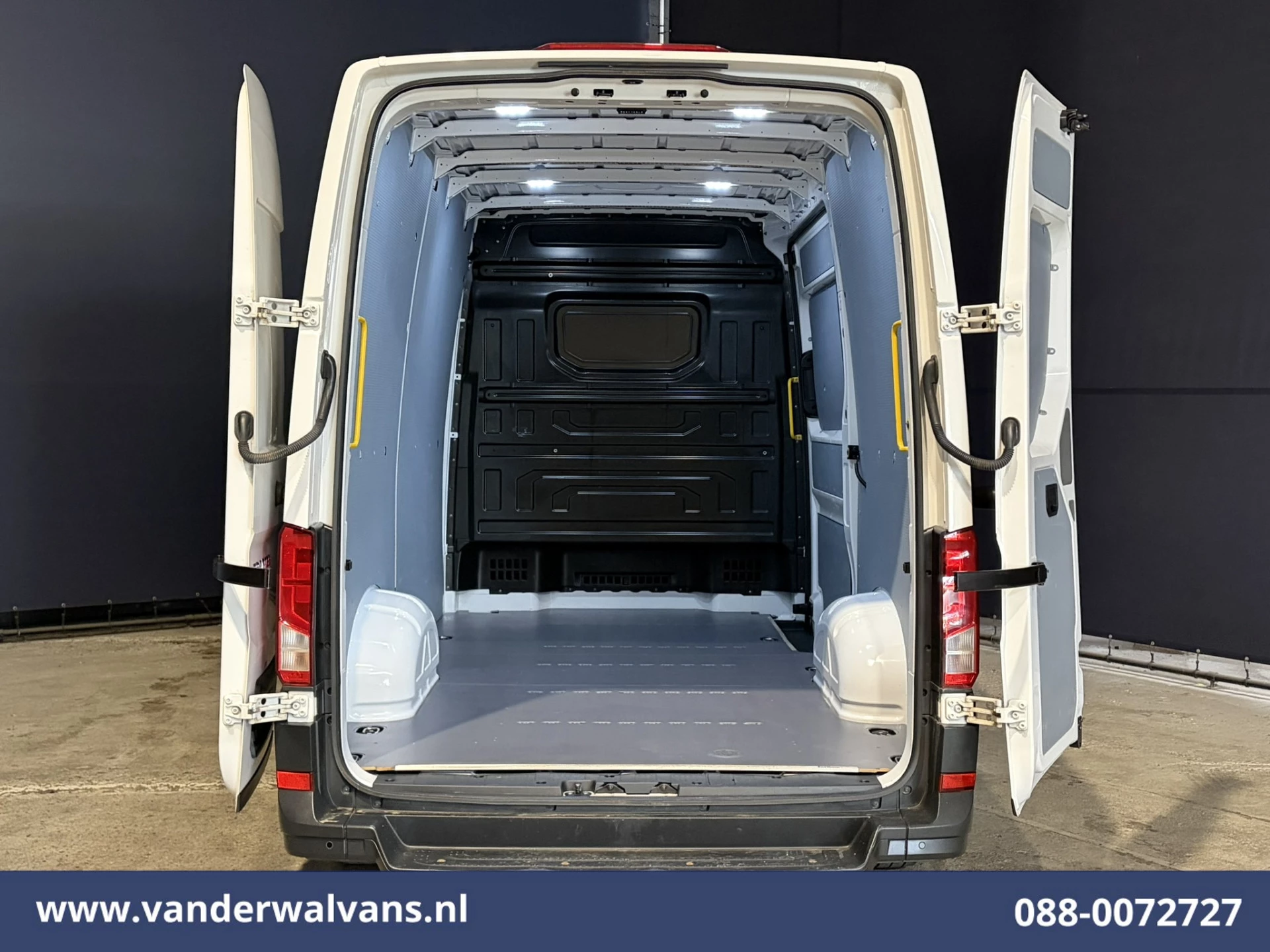 Volkswagen Crafter 2021 - 2.0 TDI 141pk L3H3 L2H2 Euro6 Airco | Navigatie | Apple Carplay | Chauffeursstoel obrázek 8