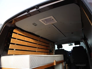 Volkswagen Transporter 2015 - 2.0 TDI DSG-Automaat 132 kw - Camper 220V Led - Luifel image 9