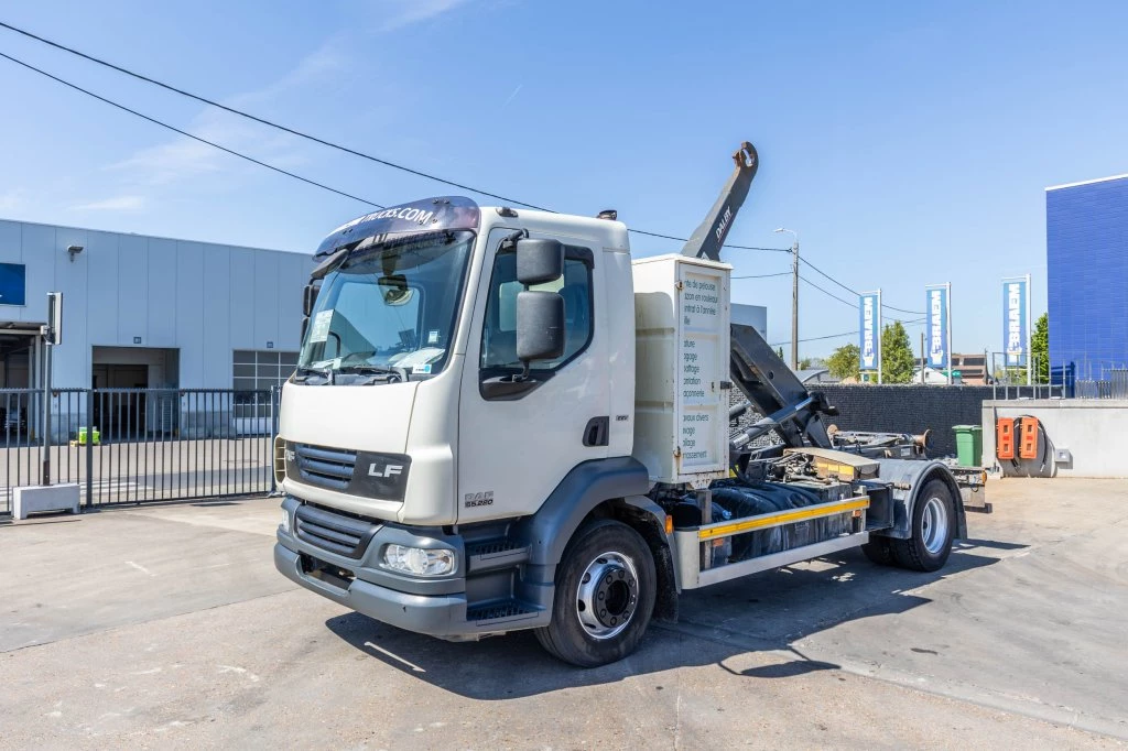 DAF 2012 - CF55.220 afbeelding 1