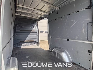 Mercedes-Benz Sprinter 2021 - L2 H2 315 RWD Zilver Automaat MBUX Marge obrazek 16