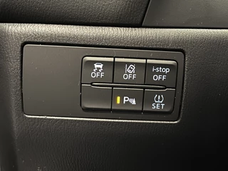 Mazda 3 2018 - 2.0 SkyActiv-G GT-M 120PK Navi Leder Bose Cruise Head Up Display Trekhaak zdjecie 24
