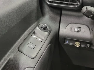 Peugeot Partner 2019 - 1.6BlueHDI 100pk Euro 6! obrazek 12
