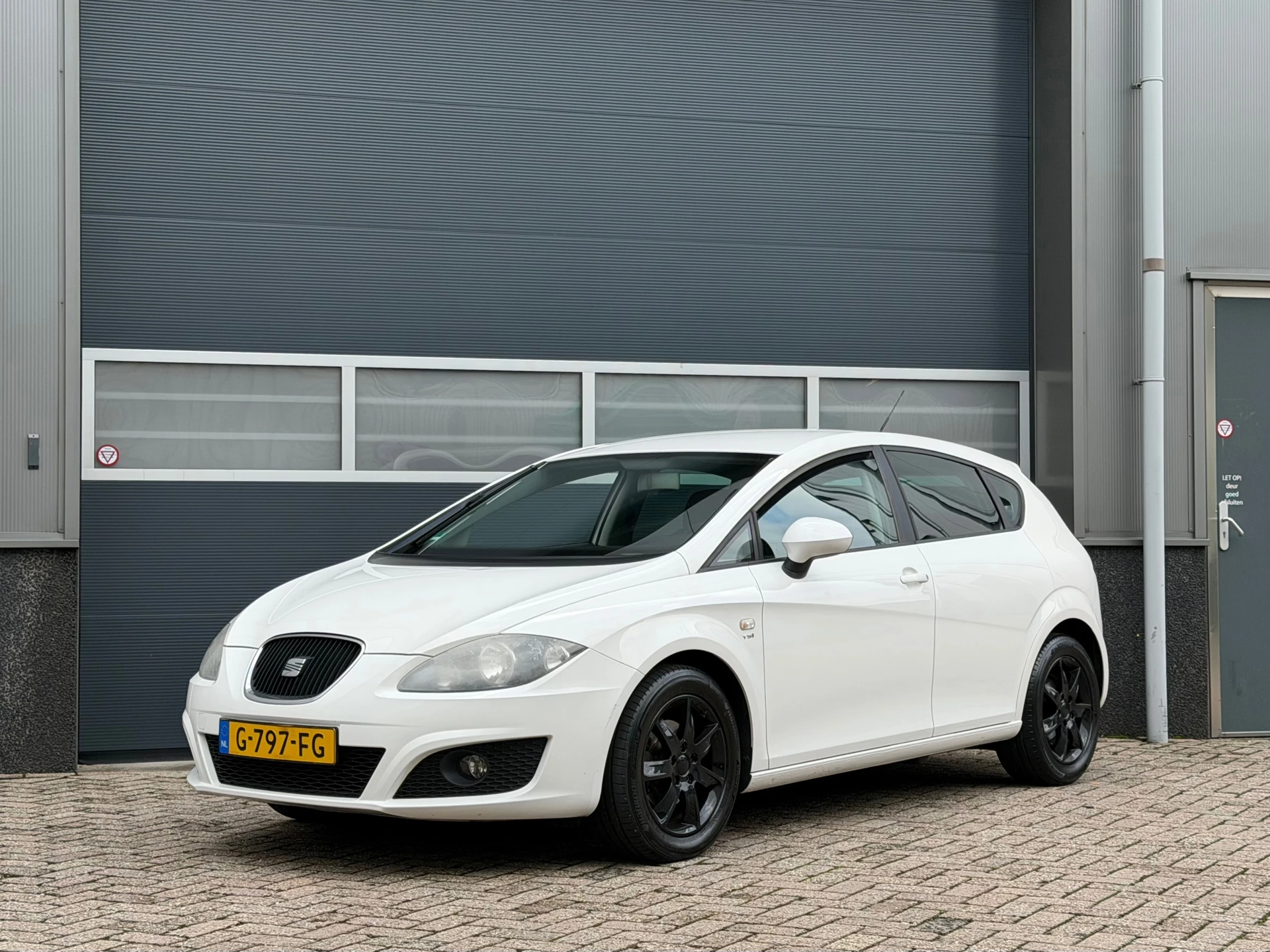 SEAT Leon 2011 - 1.2 TSI Ecomotive COPA bj.2011 Airco|Cc|Nette staat. image 1