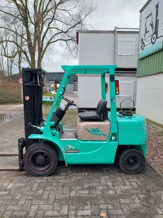 Mitsubishi N/A 1995 - FG30T Heftruck obrazek 1
