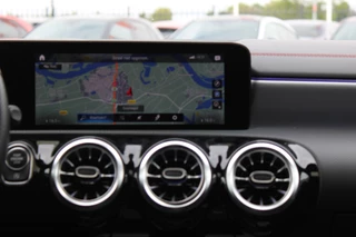 Mercedes-Benz CLA 2021 - Shooting Brake 180 AUT7 AMG Line NIGHT PAKKET PANORAMADAK MEMORY SFEER KEY-LESS GO MUTLIBEAM CARPLAY image 23
