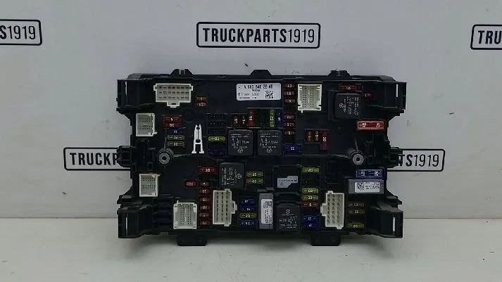 Mercedes-Benz - Electrical System Centrale electra box MB MP5 imagen 1