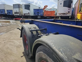 Krone 2 axle | container chassis | steel suspension | Bpw drum. 2009 - N/A obrazek 19