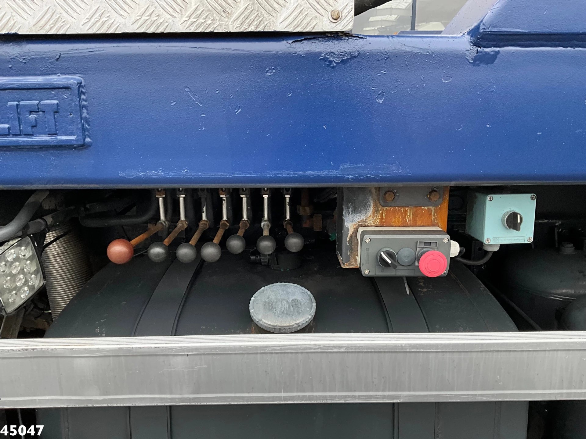 DAF 85 2009 - FAN CF 410 Hyvalift 18 Ton portaalarmsysteem изображение 7