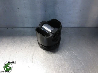 Iveco - 504366069 // 500055240 ZUIGER HI WAY EURO 6 480 PK à venda