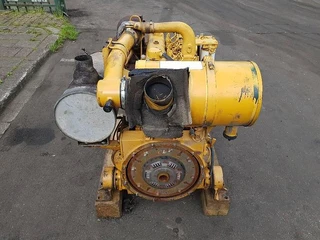 Komatsu S6D105-B-1 image 3 miniature