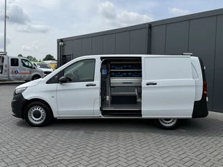 Mercedes-Benz Vito 2023 - 110 CDI / L2H1 / 1e EIG. / UNIEKE SORTIMO INRICHTING / 2x SCHUIFDEUR / **9.446 KM** / 3-ZITS imagem 4