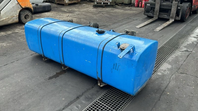 DAF - 1673120 ALUMINIUM BRANDSTOFTANK 850 LITER (227X67.5X62 CM) afbeelding 1