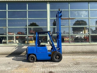 Komatsu 1994 - FD 28-10 image 2 thumbnail