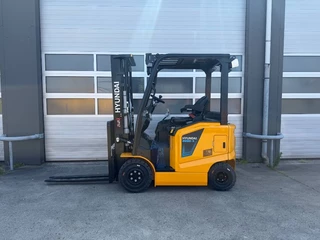 Hyundai N/A 2026 - 20BE-X elektrische heftruck 3-delige 4700mm mast t te koop