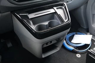 Ford Tourneo Custom 2026 - 340 2.5 PHEV L2H1 Titanium X 232pk | ACC | Pano | B&O | Elek. schuifdeuren | 360 camera | Elek-Trekhaak | Prijs excl. BTW | Rijklaar obrazek 37