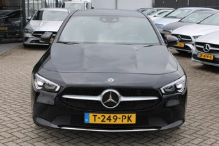 Mercedes-Benz CLA 2023 - Shooting Brake 200 AUT7 Luxury Line LEDER MEMORY DISTRONIC SFEER 18'' imagem 9