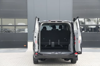 Ford Transit Custom 2026 - 340 2.5 PHEV L2H1 Limited 232pk 9 Zits - Keyless - ACC - Blindspot - Camera - Carplay - Navi - Prijs excl. BTW - Rijklaar afbeelding 7