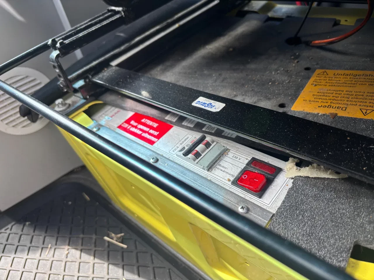 Mercedes-Benz Sprinter 2017 - 319CDI L2H2 AMBULANCE AUTOMAAT V6 MOTORSCHADE obrázek 27