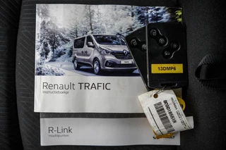 Renault Trafic 2018 - Passenger **1.6 dCi 9-Pers L2H1 | Incl. BPM, BTW vrij | R-Link | Navi | A/C | Cruise | PDC | MF Stuur | Start / Stop** bild 27