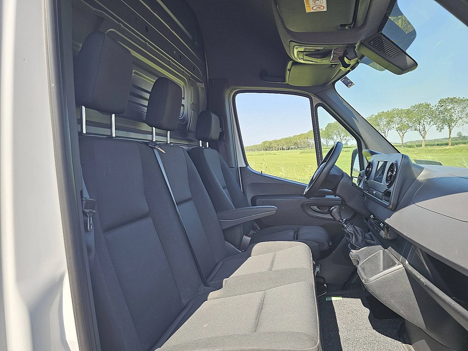 Mercedes-Benz Sprinter 2021 - 317 image 7