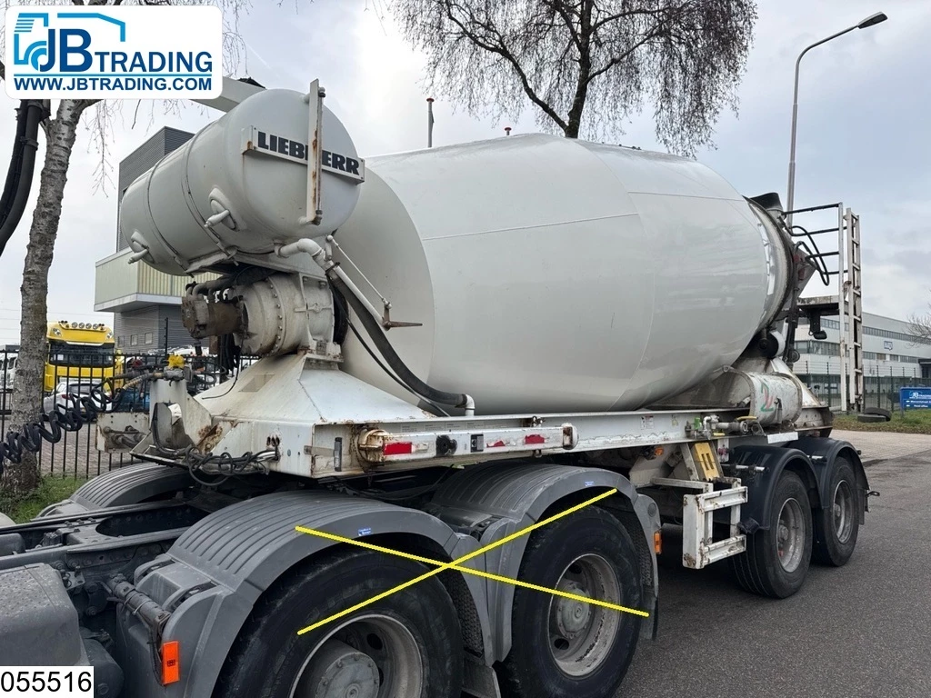 Liebherr 2012 - Betonmixer 10m3 afbeelding 1