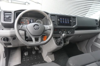 Volkswagen Crafter 2022 - 140pk L3H3/L2H2 Navigatie Airco Apple Carplay Imperiaal Werkplaats inrichting 3-Zits image 2 thumbnail