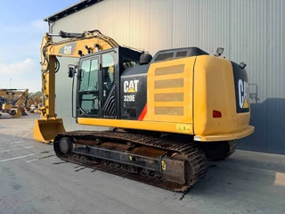 Cat 2013 - 320E L afbeelding 2 miniatuur