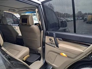 Mitsubishi Pajero 2015 - GLS 3.5 - V6 , 4x4 , 7 Pers., Full Option image 16