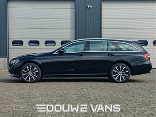 Mercedes-Benz E-Klasse 2022 - 300e LED Carplay Camera Navigatie Stoelverwarming afbeelding 2 miniatuur