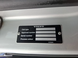 Volvo FH 2017 - FH4-460 / VEB+ / HYDRAULICS / TUV:17-02-2027 / DOUBLE TANK / LWDS / FRIDGE / AUTOMATIC / EURO-6 / 2017 image 28