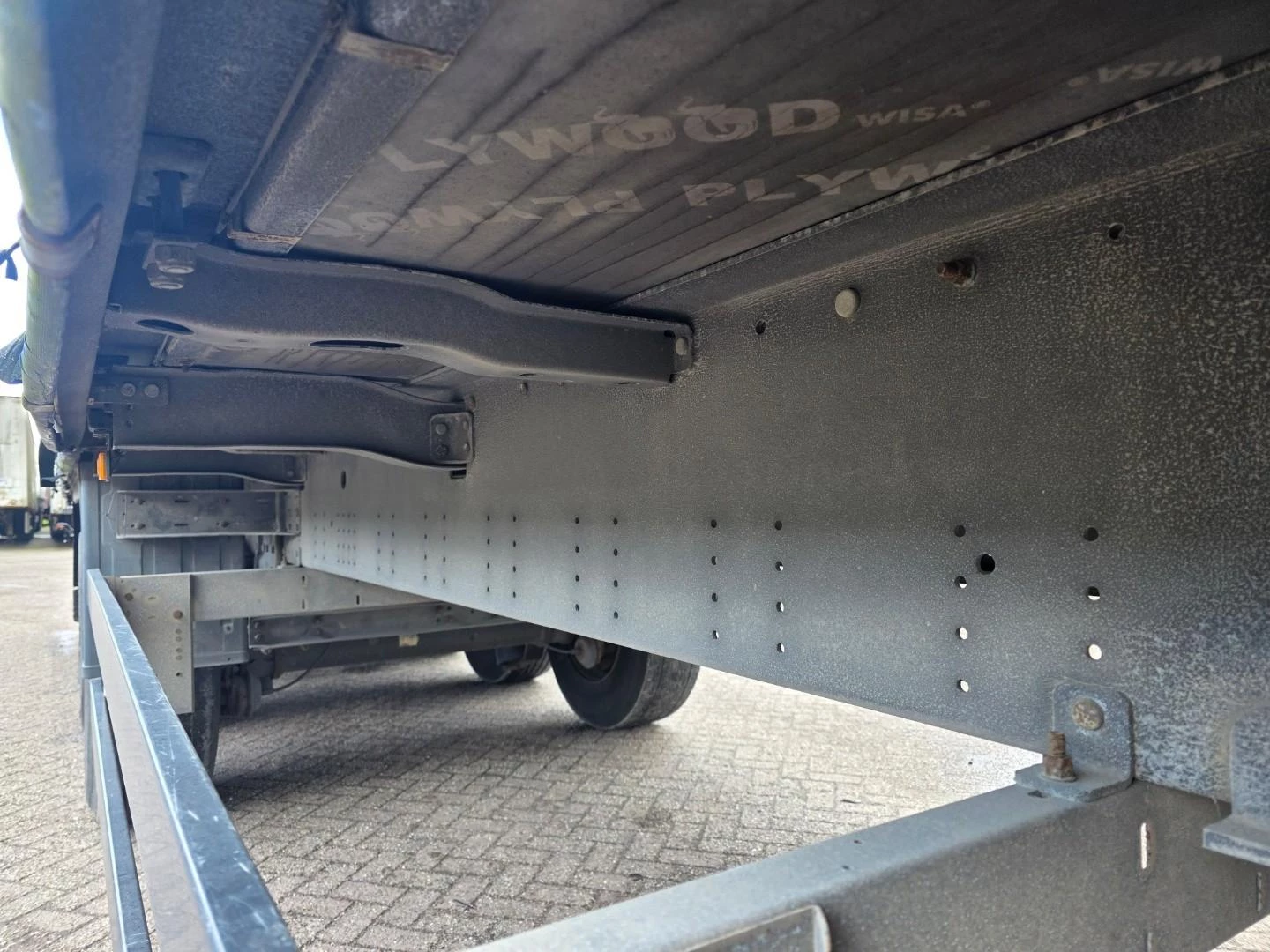 Schmitz Cargobull SCB - Disc 2016 obrázek 17