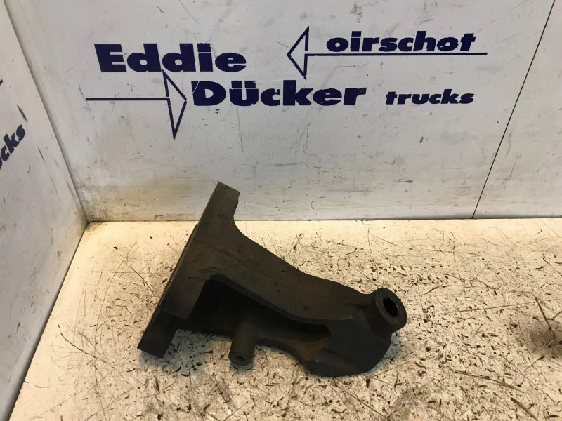 DAF - 1929556-2042761-2290702 MOTORSTEUN LINKSVOOR afbeelding 1