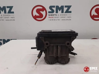 Mercedes-Benz N/A 2013 - Occ EBS achterasmodulator Mercedes afbeelding 3
