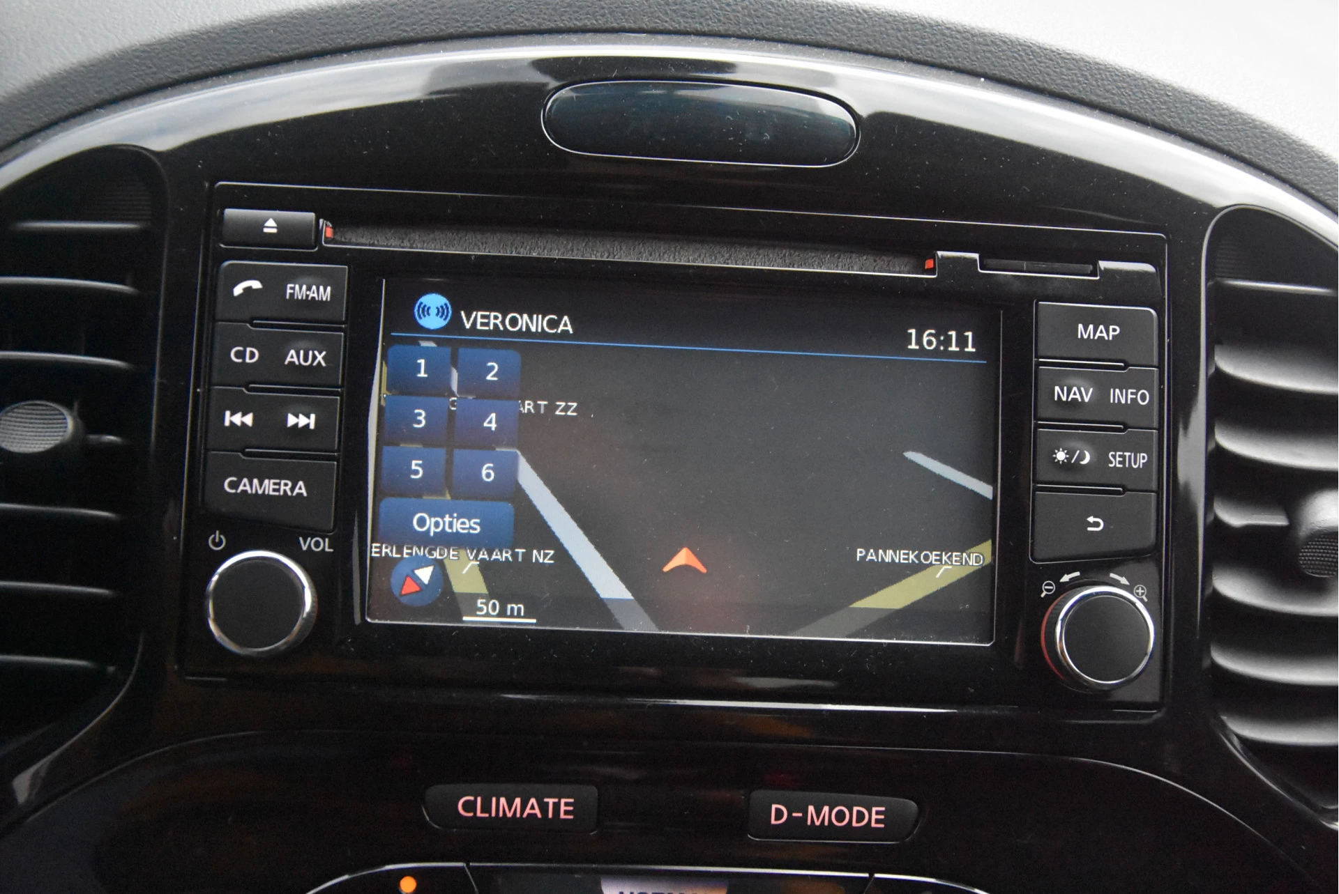Nissan Juke 2013 - 1.6 Turbo NISMO | 200pk | Navi | Camera | imagem 8