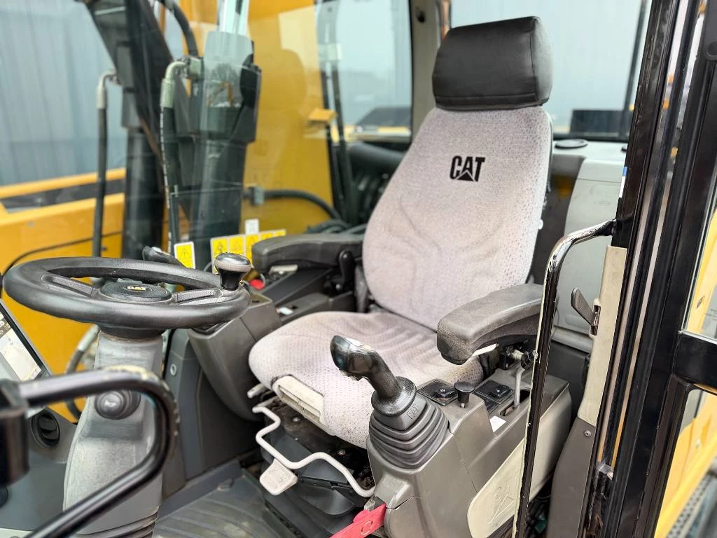 Cat 2015 - M318F afbeelding 42