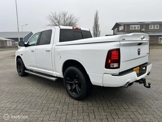 Dodge Ram 1500 2016 - Sport 5.7 V8 Crew Cab 6'4 lpg 4x4 image 4