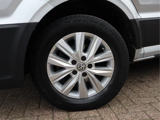 Volkswagen Crafter 2017 - 35 2.0 TDI 140pk Euro 6 - L3H3 - Cruise - Trekhaak bild 14