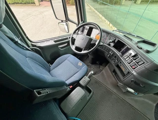 Volvo FH 2008 - 400 GLOBETROTTER XL 2x TANK ORIGINAL 887.000 KM TOP CONDITION NL TRUCK imagen 8