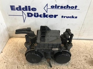 DAF N/A - 1867002 REAR AXLE MODULATOR EBS-3 WABCO 4801061050 (MORE PIECES IN STOCK) zdjecie 1