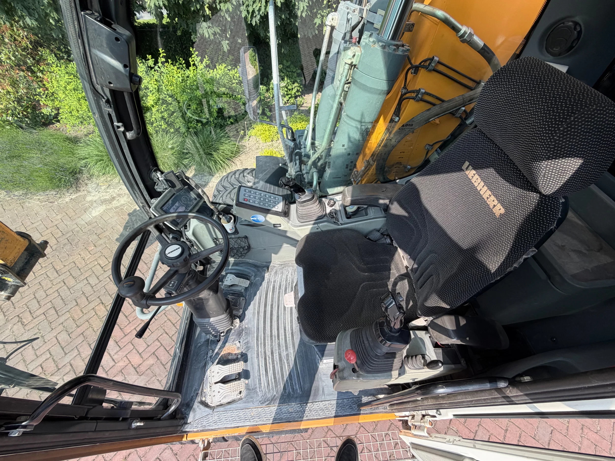 Liebherr 2016 - A918 afbeelding 21