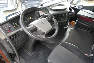 Volvo FH 2018 - 460 | Hydraulic | 6X2/4 | 489132Km | 2018 | Smart Tacho 2 | Full Air | Lift/Steering Axle | Sliding Fifth Wheel | VEB+ | Stand Klima | TUV/MOT/APK 04-2027 | Belgium Truck obrazek 30